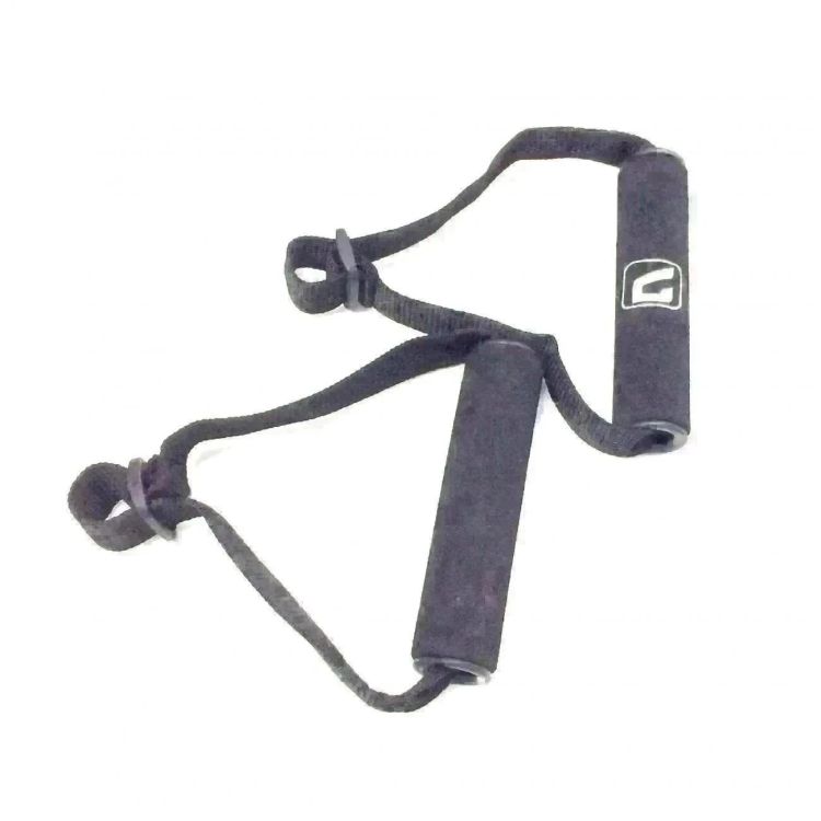 ESPECIFICAÇÕES
<br>
<br>O Pegador para Faixa Elástica foi desenvolvido como acessório para auxiliar no uso da Faixa Elástica e tubos elásticos.
<br>Proporciona melhor desempenho durante exercícios e garante maior segurança, pois reduz o risco da faixa escapar ou tubos elásticos e facilita a adequação postural. 
<br>Mais confortável. 
<br>Melhor desempenho. 
<br>Mais segurança.