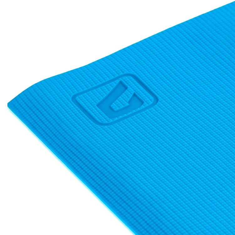Um tapete para pessoas que apreciam exercícios seja em ambientes abertos ou dentro de academias, fazendo da prática de yôga uma experiência única e inesquecível, podendo ser utilizado também para tratamentos fisioterápicos proporcionando conforto para o usuário.<br><br>A realização dos exercícios de Pilates em TAPETE DE YOGA EVA - SIMPLES - LIVEUP SPORTS adequado para a prática permite que o corpo esteja:<br>- Em correto alinhamento postural;<br>- Sinta-se confortável;<br>- Não sinta a pressão sobre pontos ósseos salientes, como por exemplo, a coluna, quadris, ombros ou joelhos;<br>- Estável e seguro em tapete que não seja escorregadio e que permita a liberação de suor pelo corpo;<br>- Seguro por não estar exposto a substancias tóxicas, frequentemente encontradas em alguns tipos de tapetes de baixa qualidade;
