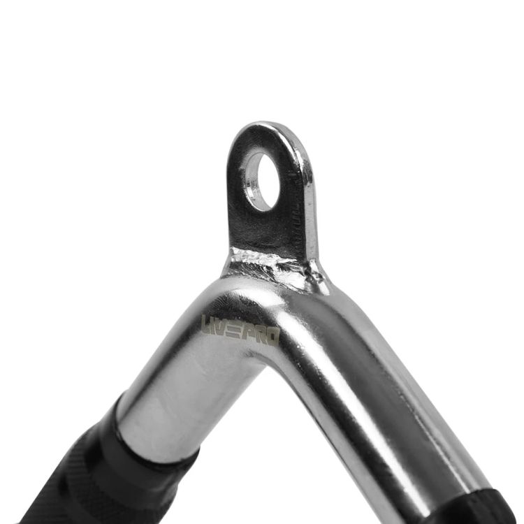 CARACTERÍSTICAS:
<br>- Produto Reforçado e de qualidade garantida.
<br>- Ideal para prática de puxada em equipamentos, oferecendo maior desempenho no treino de tríceps. 
<br>
<br>MEDIDAS DA EMBALAGEM DO PRODUTO:
<br>- Peso: 3,198
<br>- Altura: 4
<br>- Largura: 22,50
<br>- Comprimento: 70
<br>
<br>
<br>Caixa Master;
<br>- Caixa: 
<br>- Peso: 
<br>- Altura: 
<br>- Largura: 
<br>- Comprimento: