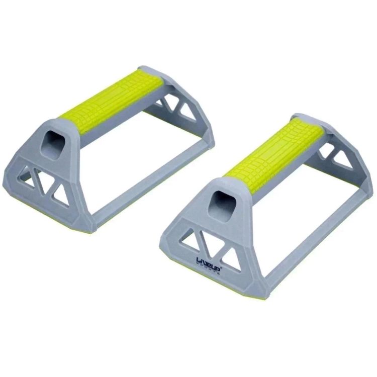 Indicado para todos os níveis de usuários, o Suporte para Flexão Liveup garante a desenvoltura e flexibilidade dos membros superiores, bem como proporciona maior conforto e segurança durante as atividades. Confira os benefícios:
<br>- Aumenta a amplitude do movimento de flexão potencializando os resultados;
<br>- Proporciona intenso trabalho muscular da região peitoral, lombar, abdominal e dorsal;
<br>- Trabalha com mais músculos do que os apoios de flexão padrões;
<br>- Funciona em qualquer tipo de piso;
<br>- Condicionamento corporal superior.