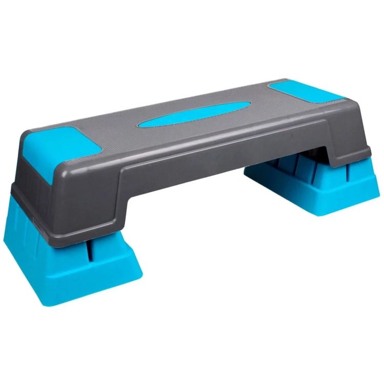 O Step ajustável é ideal para os seus exercícios aeróbicos tanto na academia quanto em casa. Desenvolvido para a linha de produtos fitness, é formidável para suas próprias metas pessoais. Veja o que você pode treinar através destes grupos:
<br>- Força;
<br>- Flexibilidade;
<br>- Condicionamento;
<br>- Equilíbrio;
<br>- Tonificação;
<br>- Resistência.
<br>
<br>Para melhor alcançar seus objetivos, certifique-se que todas as seis categorias estão incluídas no seu programa. Misturar e combinar equipamentos e treinamentos traz ótimos resultados!