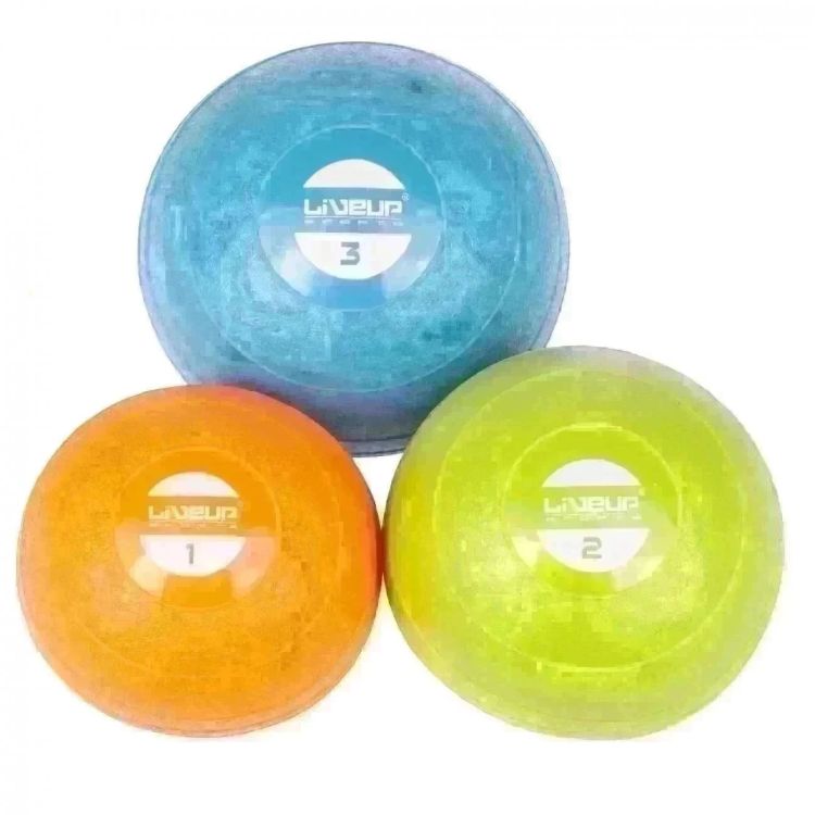 A Mini Bola de Exercícios LIVEUP é usada para intensificar os treinamentos e desenvolver força em exercícios de ginástica, musculação e reabilitação. Constituida de material totalmente emborrachado e com texturas garantindo uma melhor aderência no contato, possibilitando trabalhar diversos grupos musculares. Pode ser utilizada individualmente ou em grupo.
